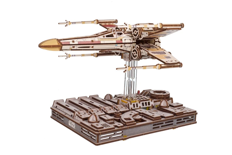 Puzzle-3D-2--X-Wing-Lukea-Skywalkera-Star-Wars.webp