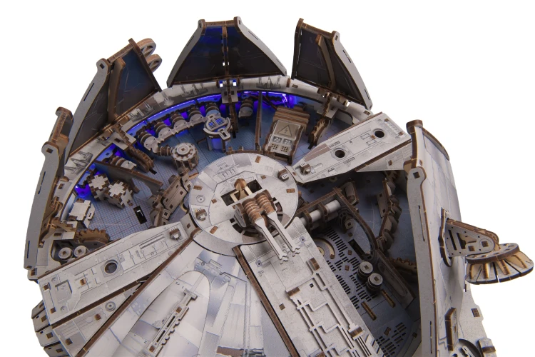 vPuzzle-3D-6--Sokol-Millennium-Star-Wars--model-do-skladania.webp
