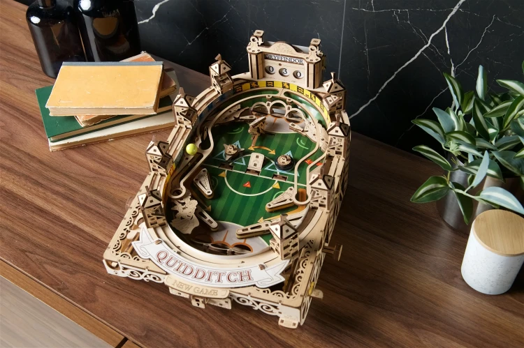 Pinball-Quidditch- 2drewniane-puzzle-3d-Ugears.webp