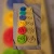 pol_pl_Puzzle-sensoryczne-koleczka-XL-6-elementow-Moms-Care-6m-1381_4.webp