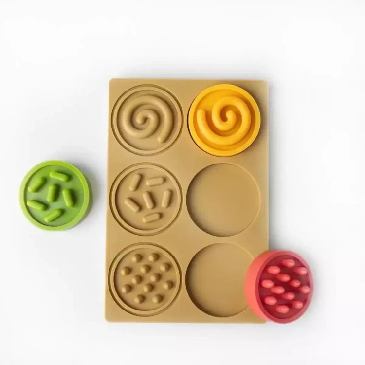 pol_pl_Puzzle-sensoryczne-koleczka-dla-niemowlat-6m-Moms-Care-1383_1.webp