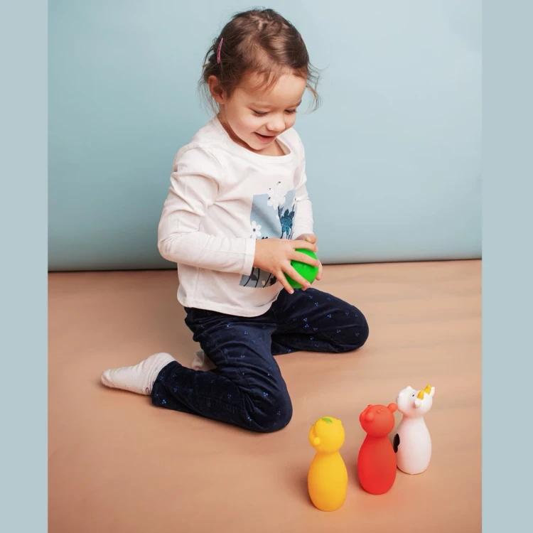 pol_pl_Miekkie-kregle-sensoryczne-pastelowe-Moms-Care-12m-1400_1.webp