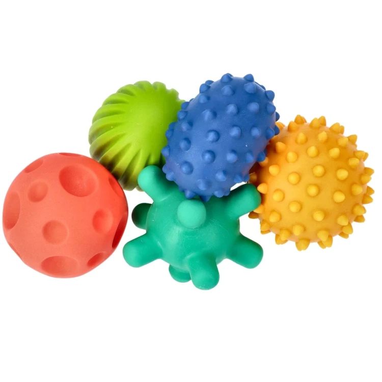 pol_pl_Pastelowe-sensoryczne-pileczki-Sensorky-5-sztuk-6m-Moms-Care-1408_7.webp
