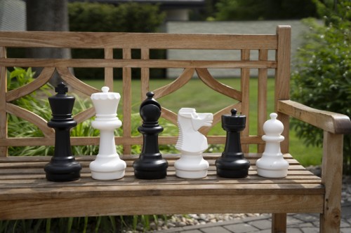 zestaw-szachow-ogrodowych-krol-30-cm-plastikowa-szachownica-o-polu-17-x-17-cm-gcp12gardenset.jpg