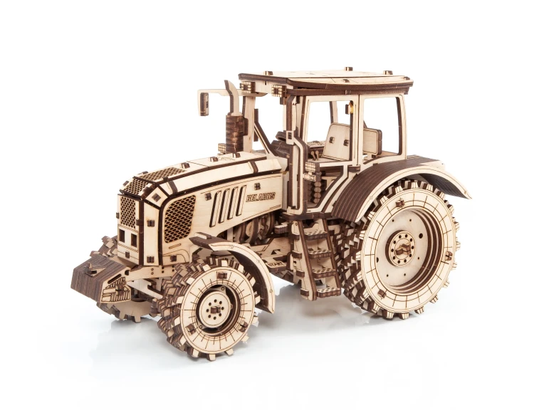 Traktor-BELARUS-2022-2-drewniane,-mechaniczne-puzzle-3D.webp