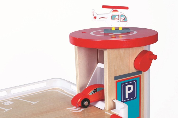 Garaż drewniany z windą i ze zjeżdżalnią SCRATCH