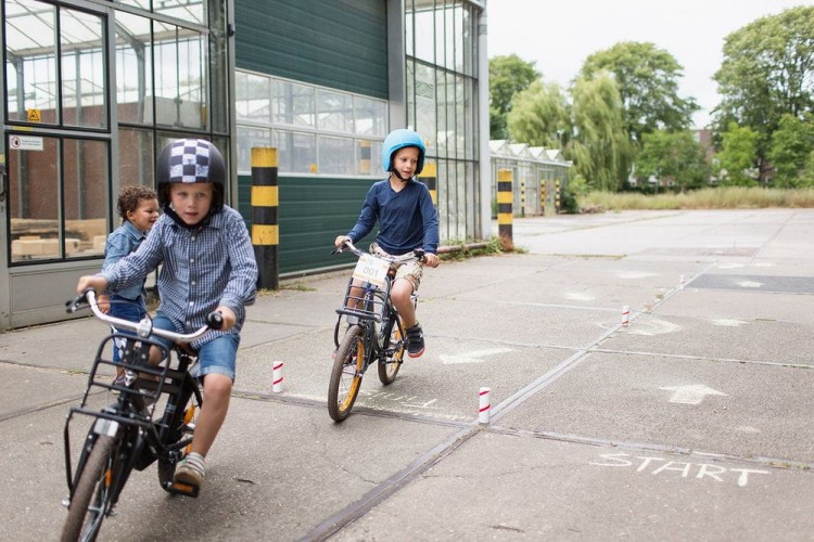 Zestaw do wyścigów BUITEN SPEEL