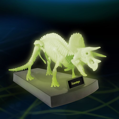 Triceratops model dinozaura 21 cm świecący w ciemności Geoworld