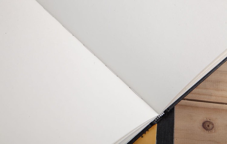 Szkicownik 64 kartki A3 twarda oprawa Potentate 4