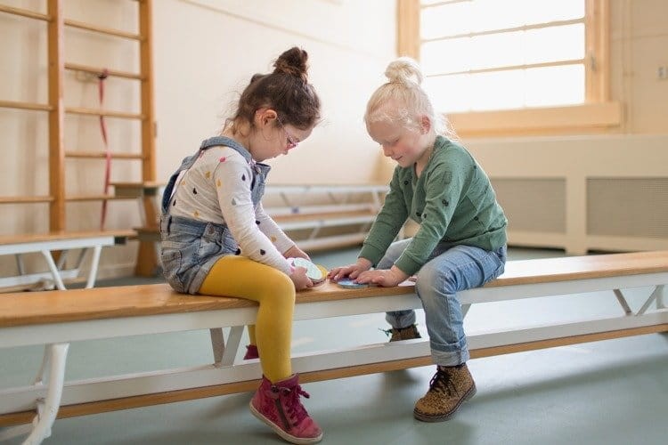 Zgadnij i zapamiętaj - gra pamięciowa BUITEN SPEEL