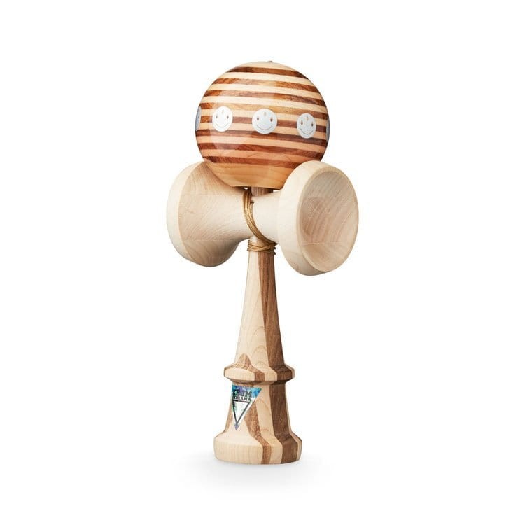 Kendama KROM 9Y BDAY gra zręcznościowa 1